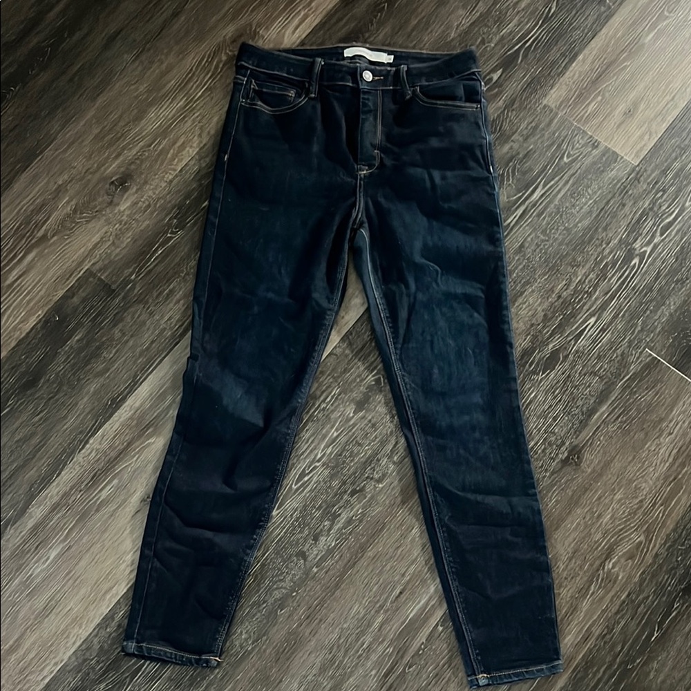 Hidden straight leg jeans non distressed.